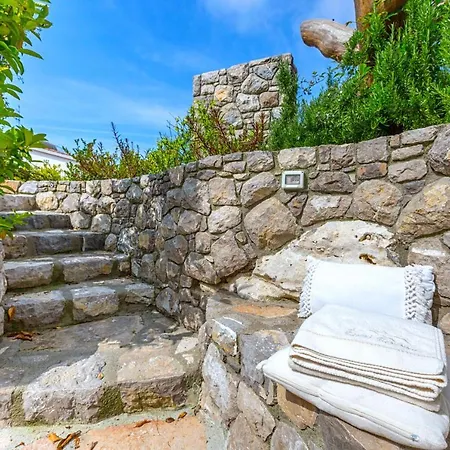 - Ravenna - The Villa